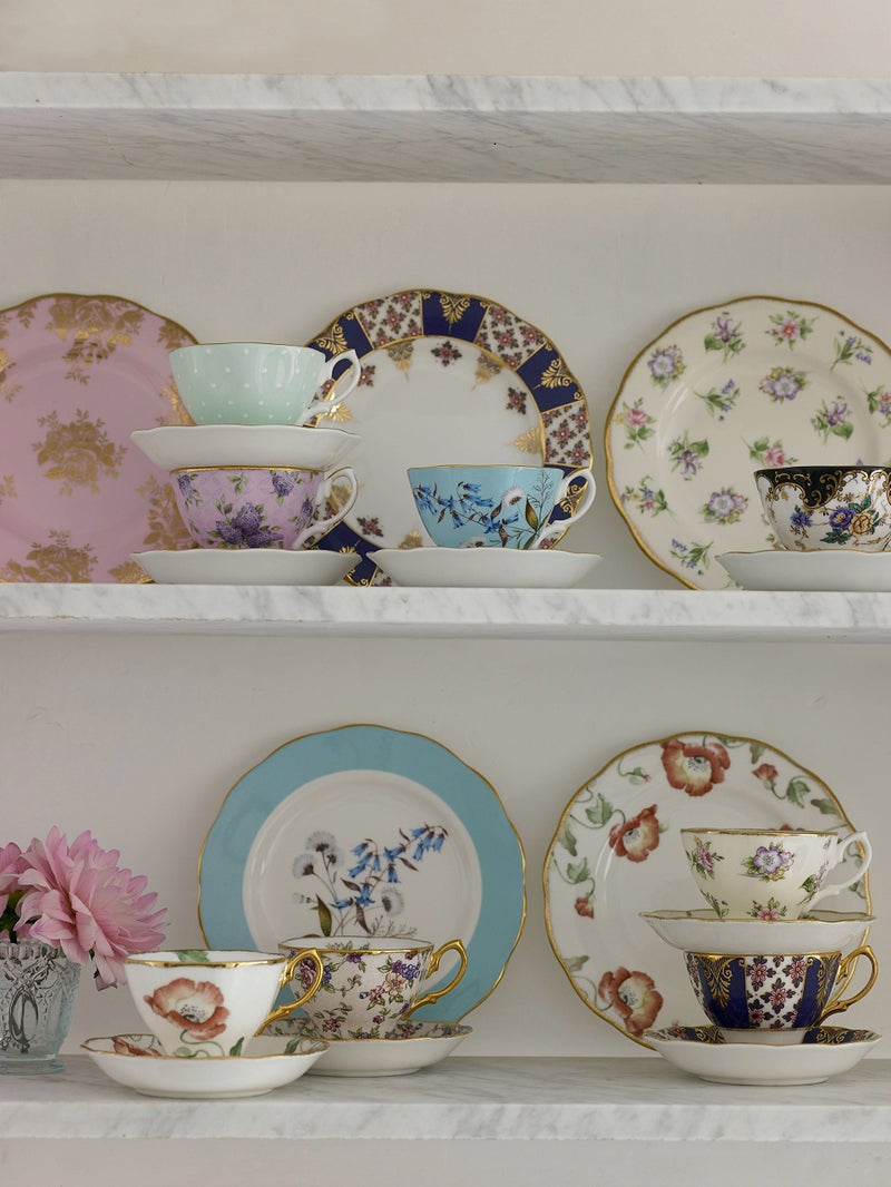 Royal Albert 100 Years 1950-1990 Plate Set, Mixed Patterns, 5-Piece - Image 3